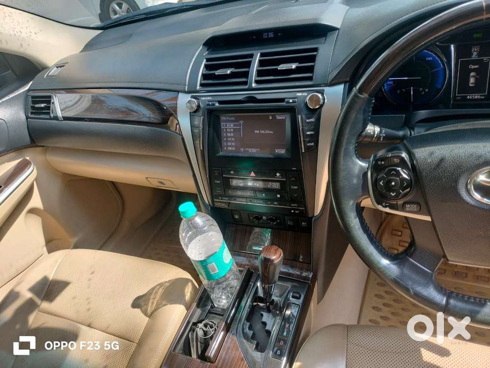 Toyota Camry 2.5l Automatic, 2015, Cng & Hybrids