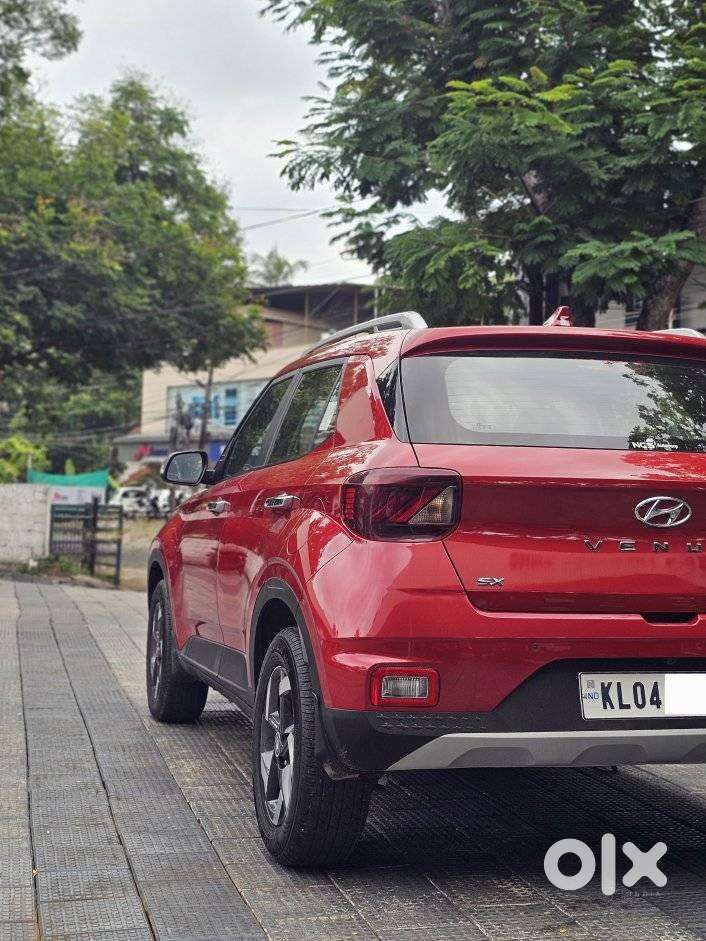 Hyundai Venue Sx Plus Turbo Dct, 2022, Petrol