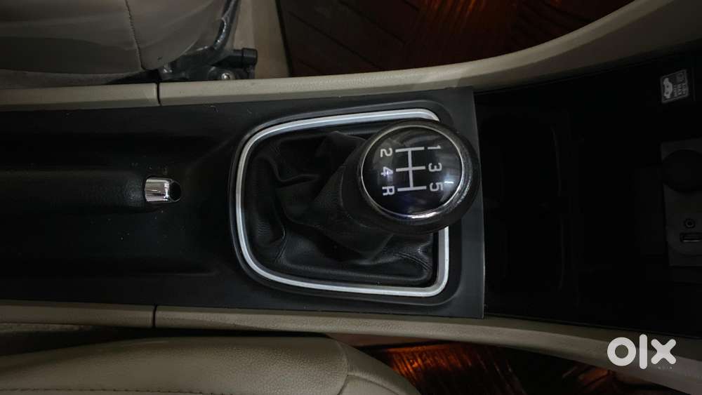 Maruti Suzuki Ciaz 1.5 Alpha Shvs Petrol, 2021, Petrol