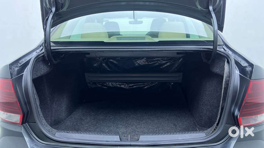 Volkswagen Vento Tsi, 2021, Petrol