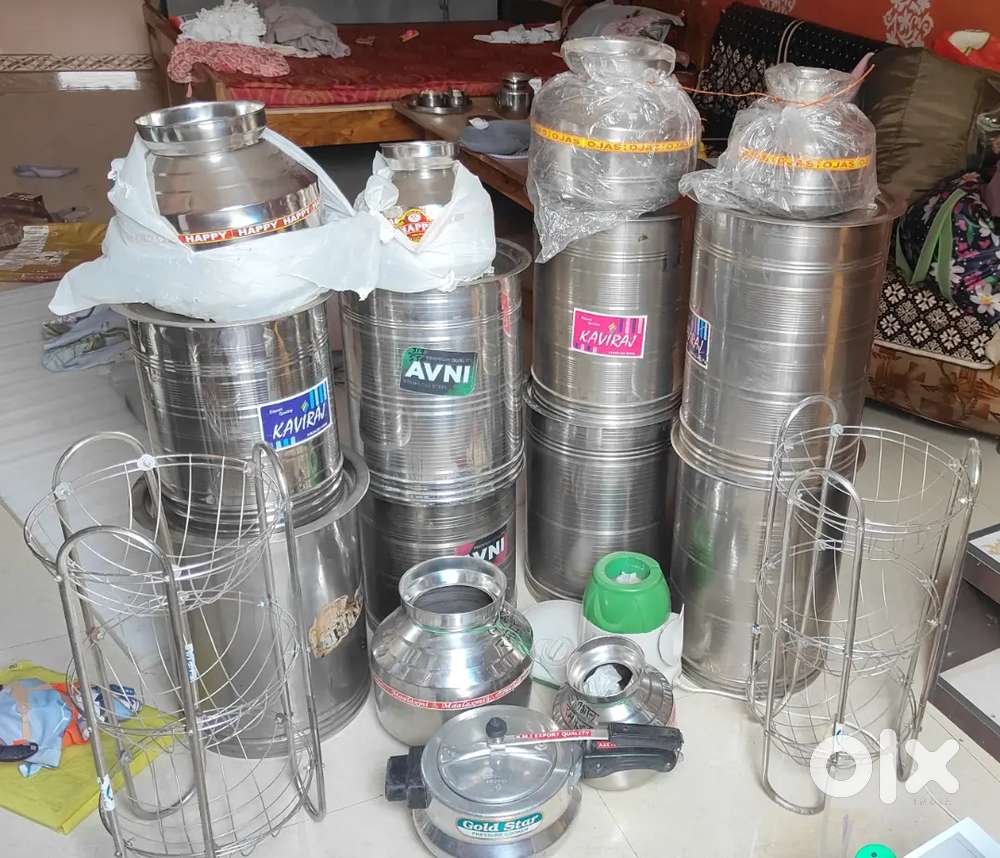 BRAND NEW STAINLESS STEEL ITEMS &ndash; COMPLETE SET ONLY ₹7000