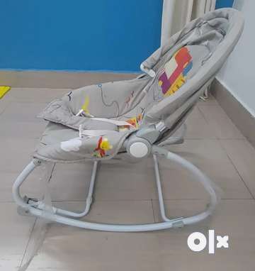 Olx cheap baby rocker