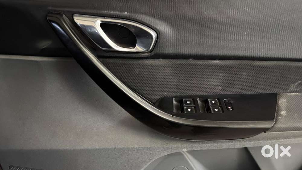 Tata Tigor 1.2 Revotron Xz Option, 2017, Petrol
