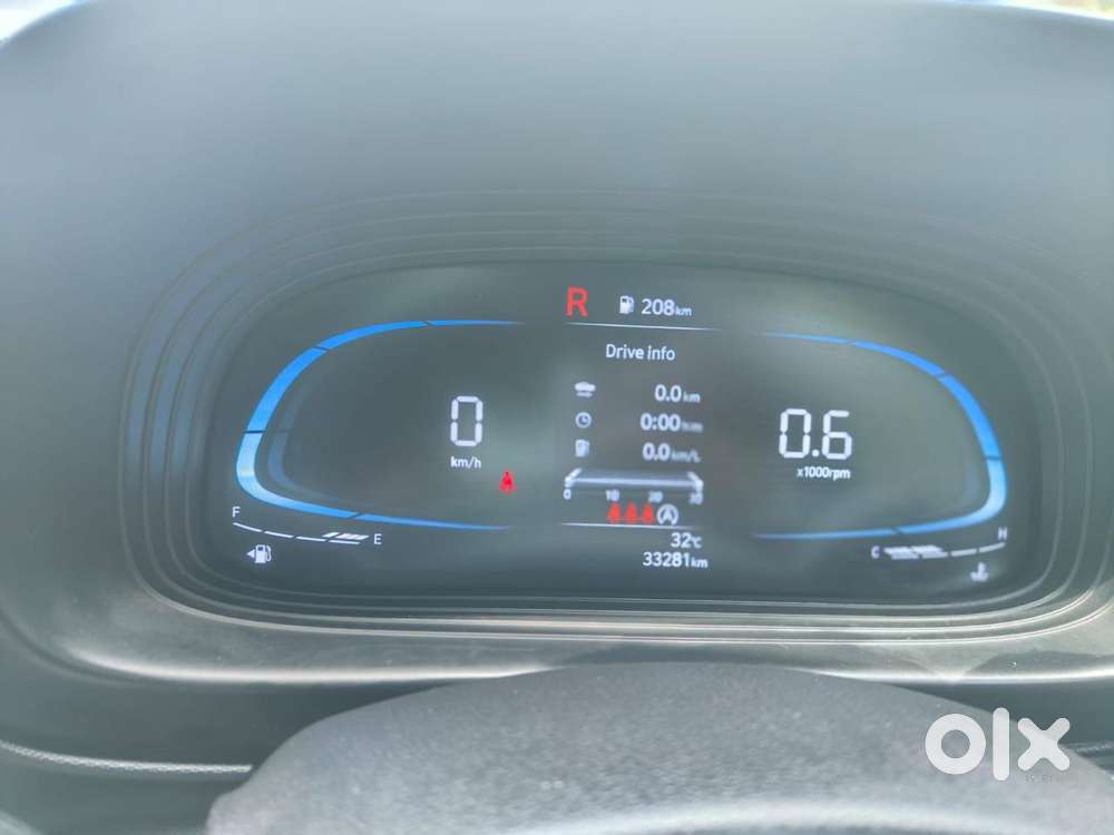 Hyundai Venue Sx Mt, 2023, Petrol