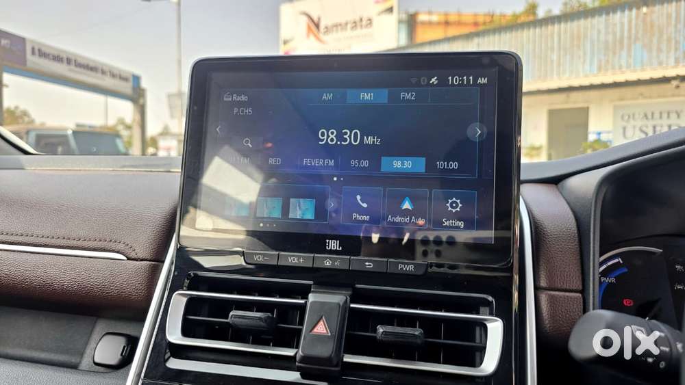 Toyota Innova Hycross 2.0 Zx Hybrid 7 Str, 2025, Cng & Hybrids