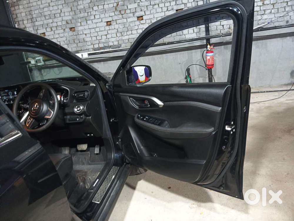 Toyota Urban Cruiser Hyryder 1.5 V Neo Drive At, 2024, Petrol
