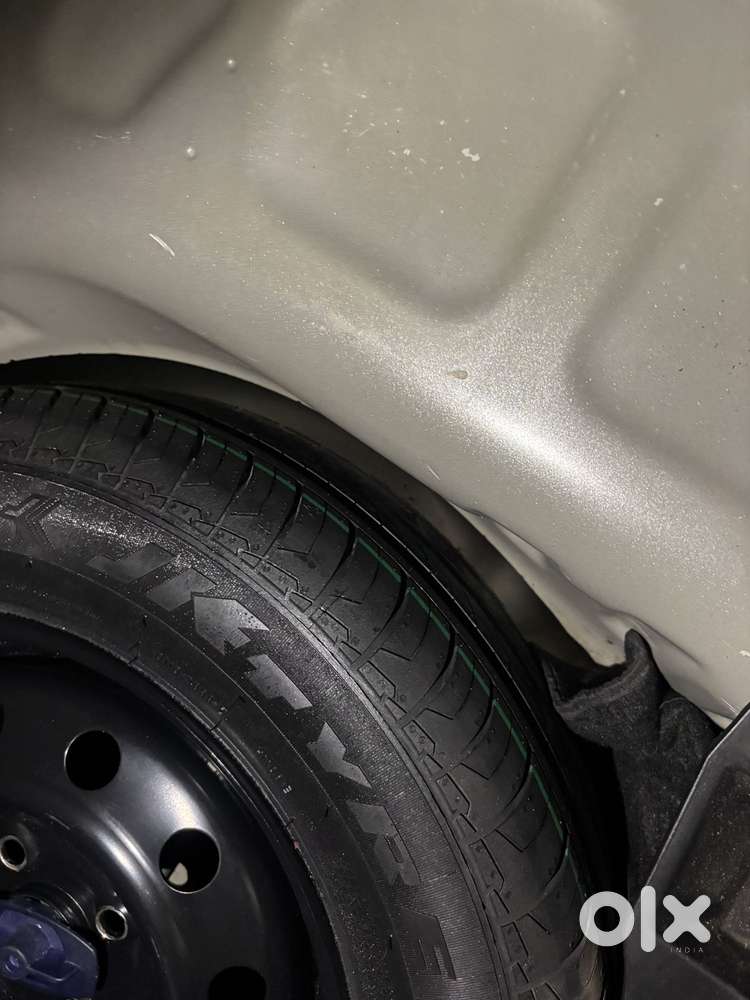 Maruti Suzuki Swift Vxi + Manual, 2023, Petrol