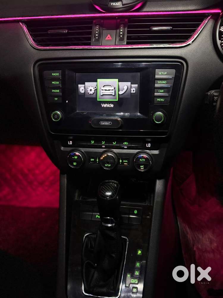 Skoda Octavia 2015 Petrol 78000 Km Driven