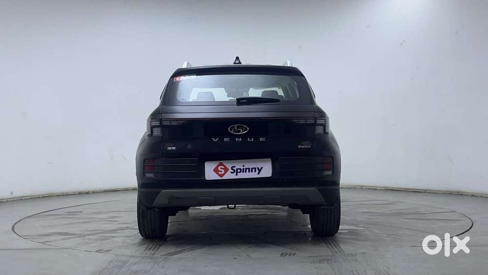 Hyundai Venue 1.0 Sx (o) Turbo Dct, 2023, Petrol