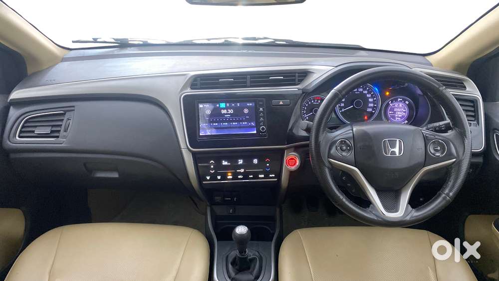 Honda City I-vtec V, 2018, Petrol