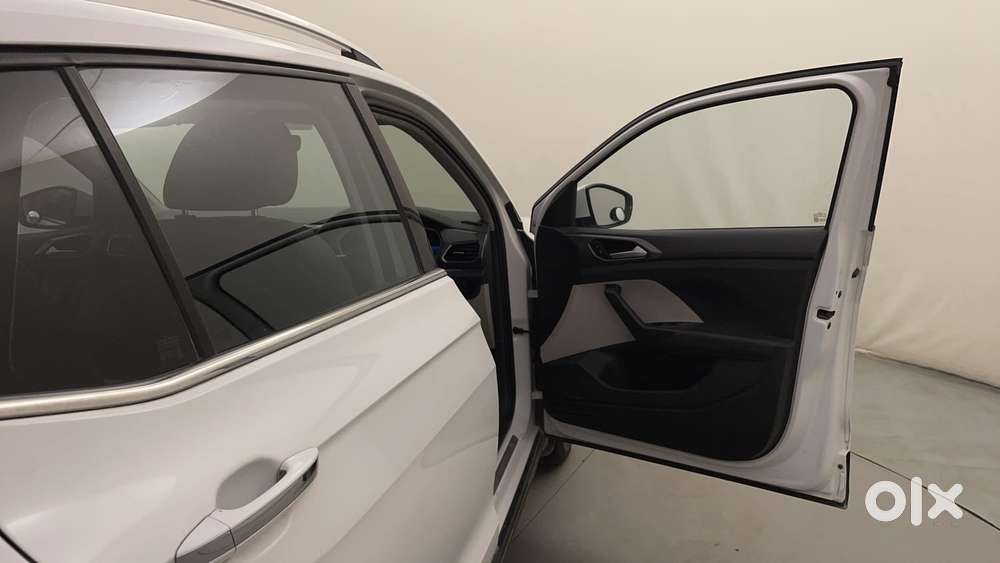 Volkswagen Taigun 1.0 Tsi Topline At, 2022, Petrol