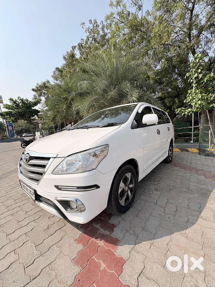 Toyota Innova 2011 Diesel Well Maintained
