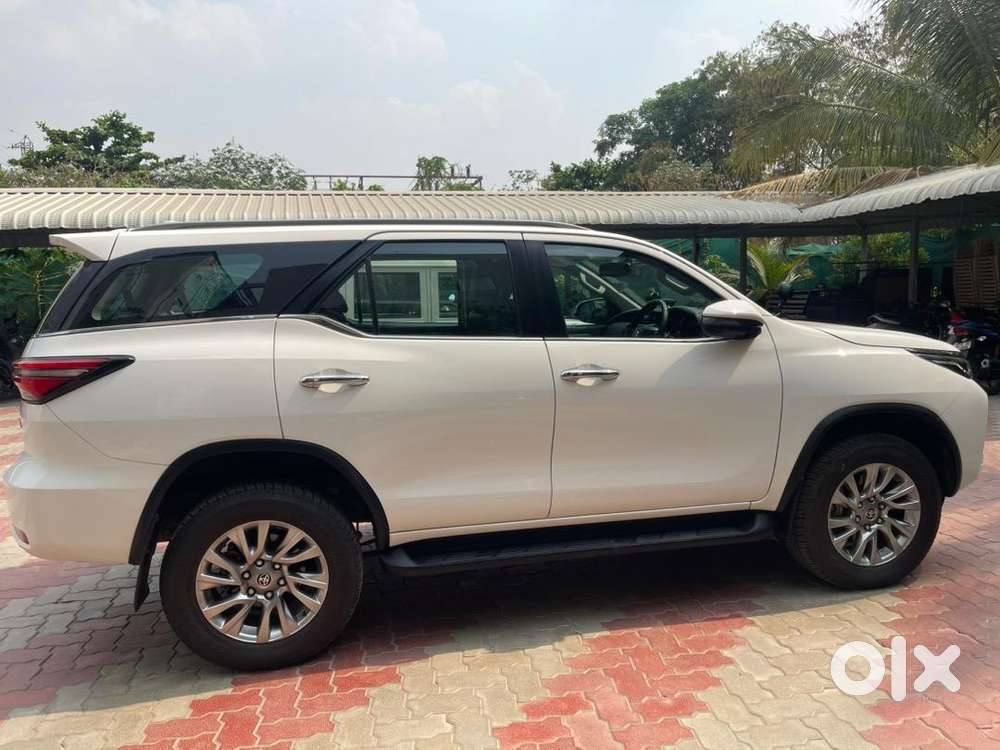 Toyota Fortuner 2023 Diesel 16000 Km Driven