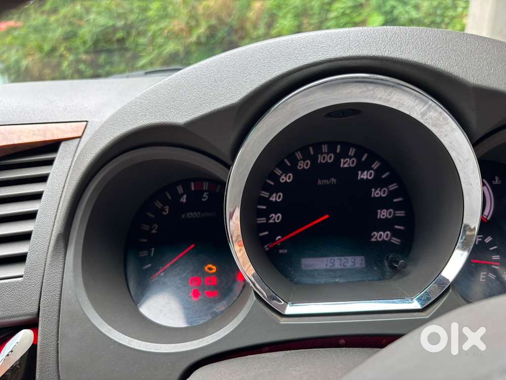 Toyota Fortuner Diesel 2011