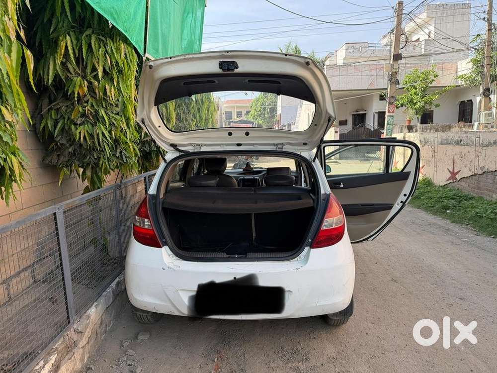 Hyundai I20 2010 Petrol 65000 Km Driven