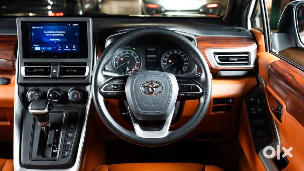 Toyota Innova Hycross 2.0 Gx 7 Str, 2025, Petrol