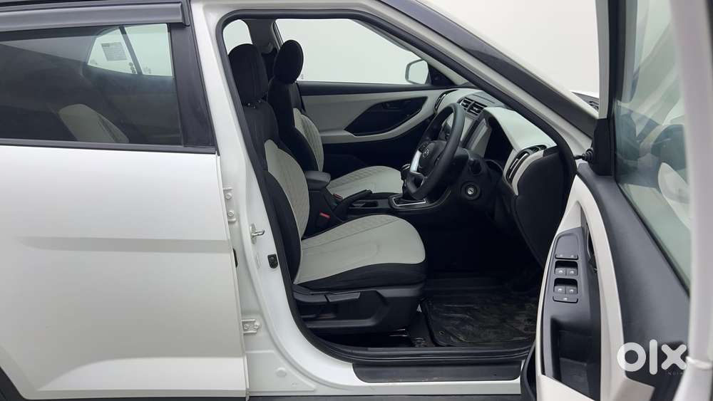 Hyundai Creta 1.5 E Petrol, 2023, Petrol
