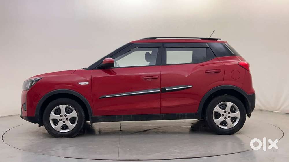 Mahindra Xuv300 W6 Amt Diesel, 2022, Diesel