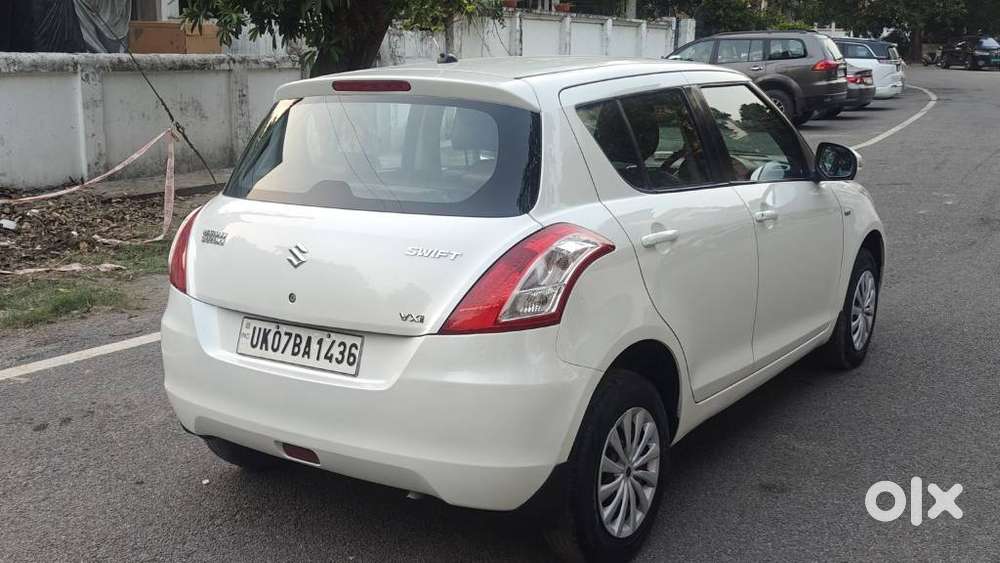 Maruti Suzuki Swift Vxi Optional, 2013, Petrol