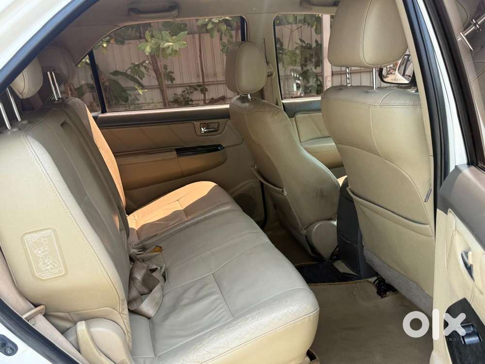 Toyota Fortuner 3.0 4x2 Automatic, 2012, Diesel