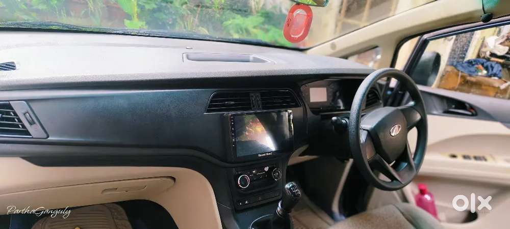 Mahindra Marazzo Diesel 2019 Variant Life Time Tax