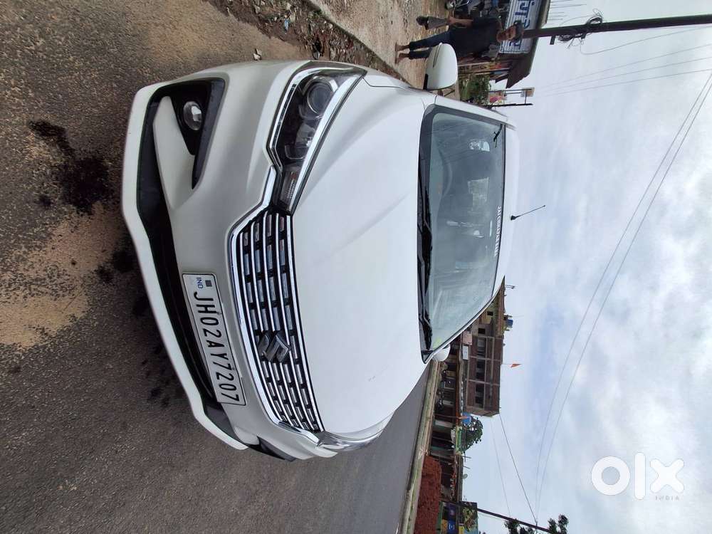 Ertiga Zxi+ Smart Hybrid