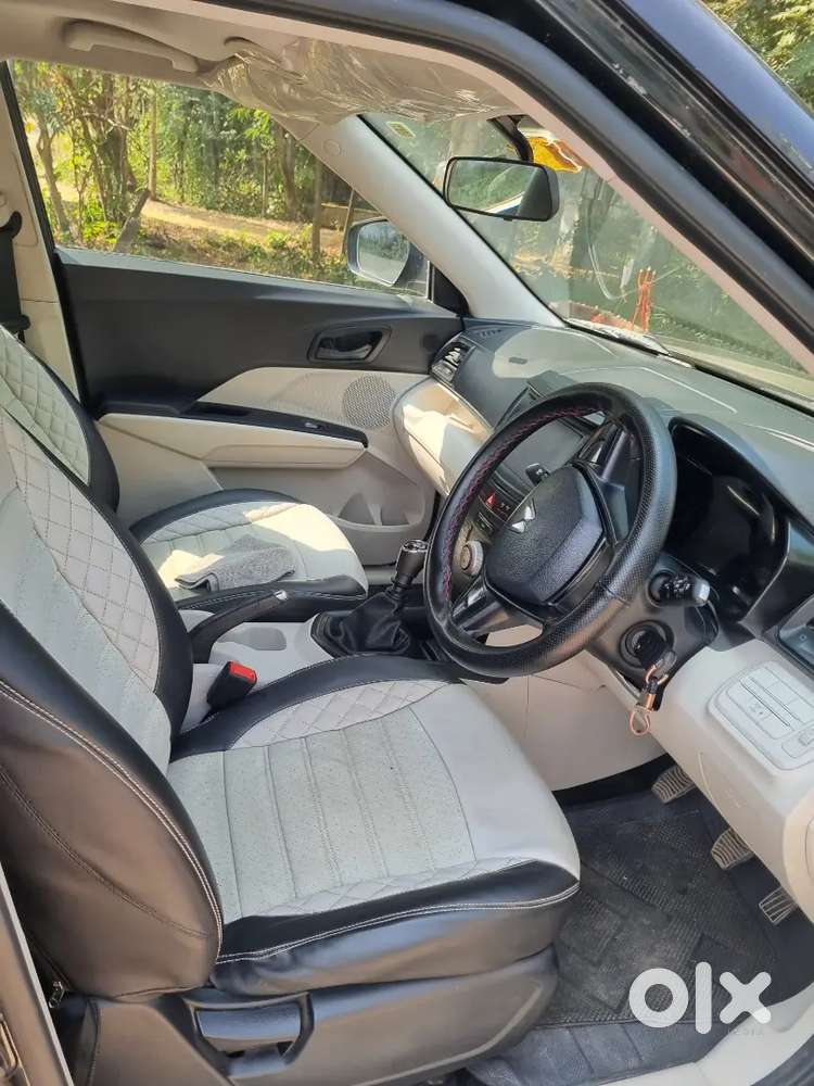 Mahindra Xuv300 2023 Petrol Manual