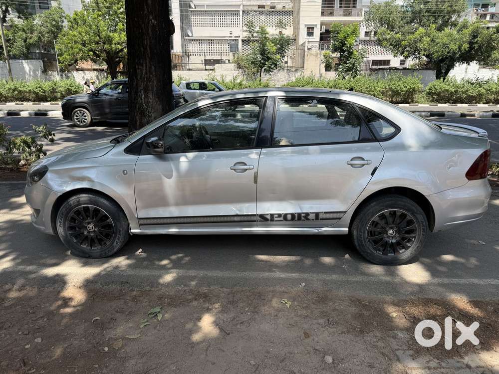 Skoda Rapid 1.5 Elegance Tdi At Black Package, 2015, Diesel