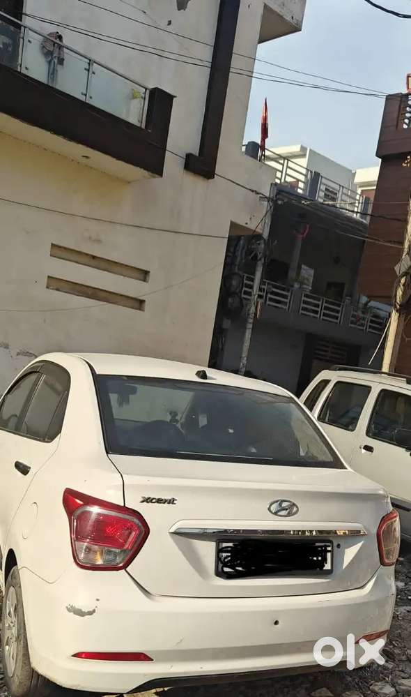 Hyundai Xcent Petrol Manual 2nd 2015