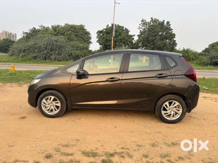 Honda Jazz V Cvt, 2016, Petrol