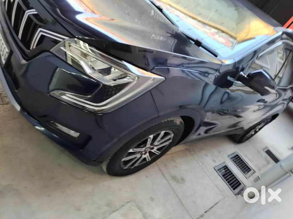 Mahindra Xuv700 2023 Diesel 98000 Km Driven