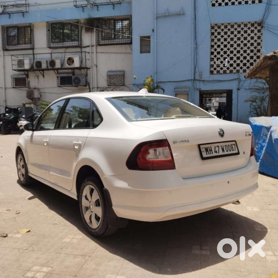 Skoda Rapid [2016-2020] 1.6 Active Plus Mpi, 2017, Petrol