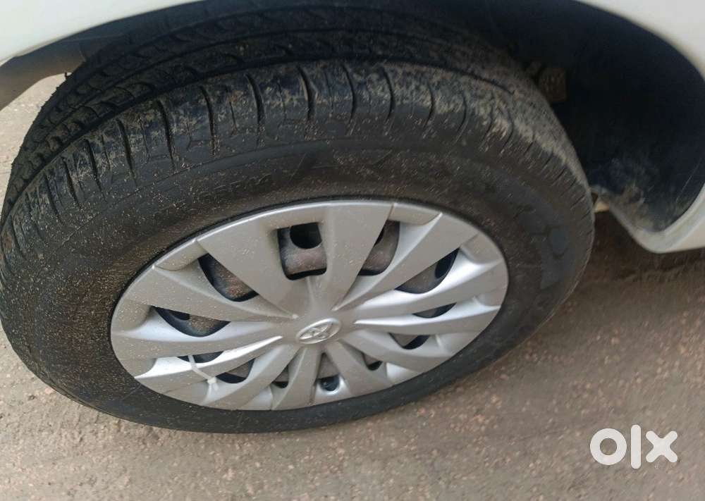 Toyota Etios Liva 2012