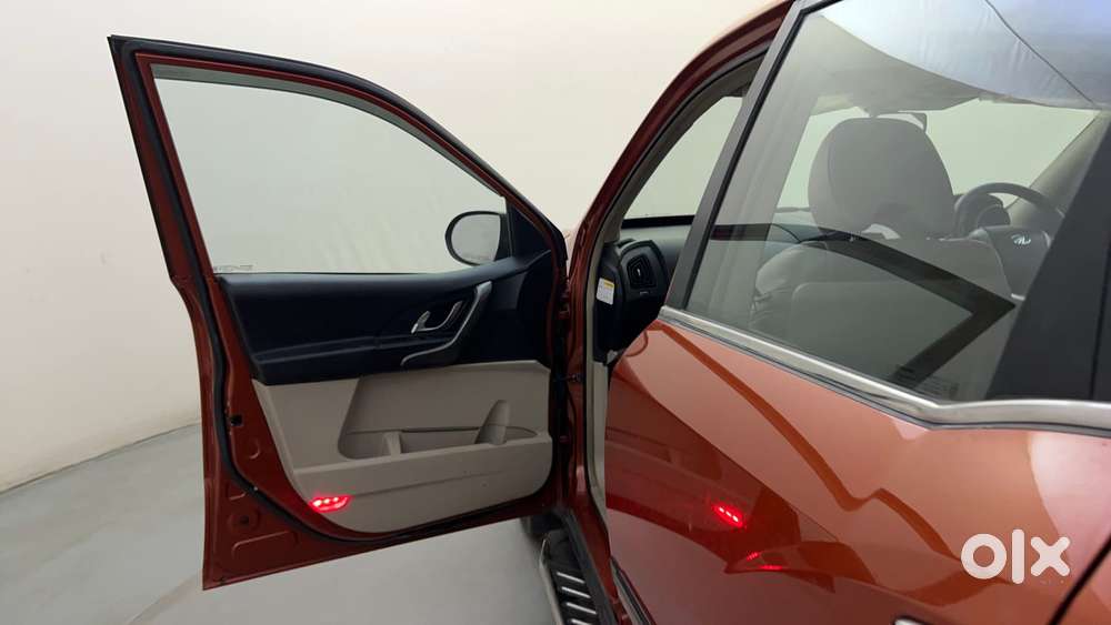 Mahindra Xuv500 2.2 W10, 2015, Diesel