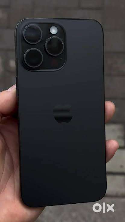I phone 15 pro max 256 gb black