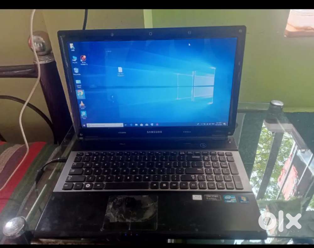 Sumsung i7 laptop