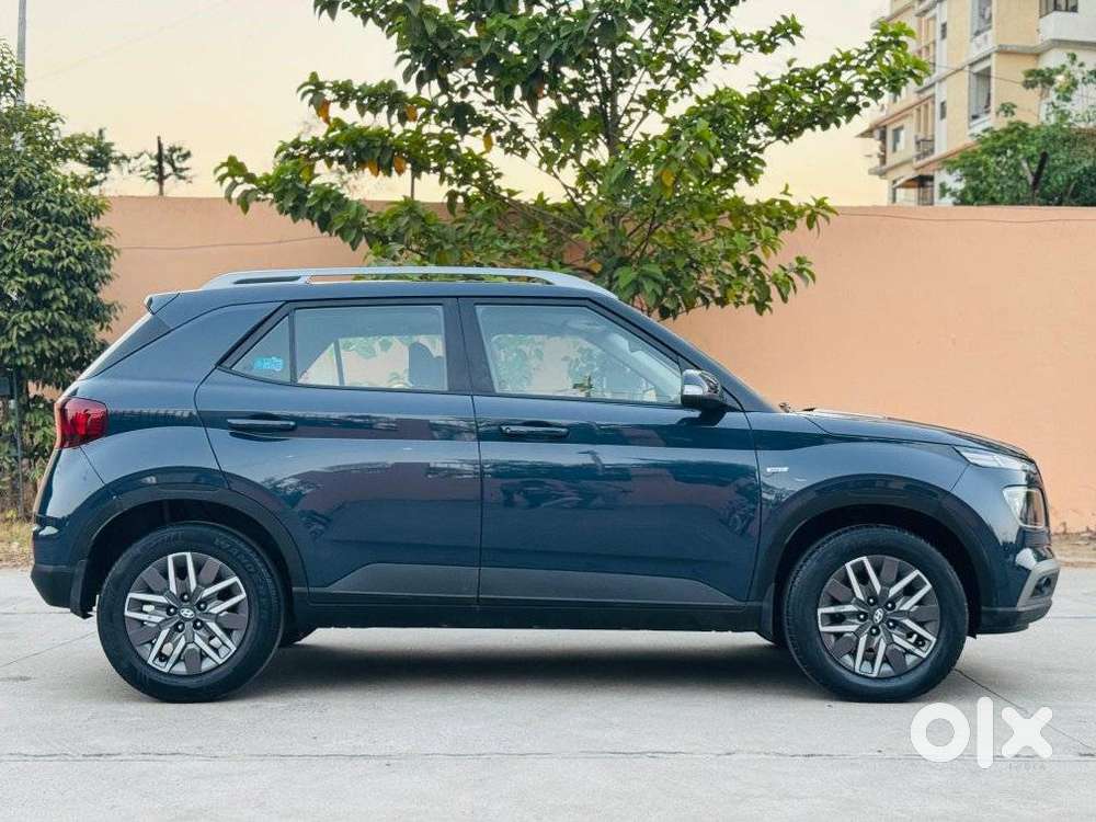 Hyundai Venue 1.0 Sx Turbo Imt, 2021, Petrol