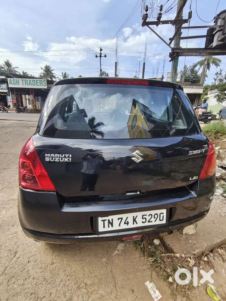 Maruti Suzuki Swift 2006 Petrol 97000 Km Driven