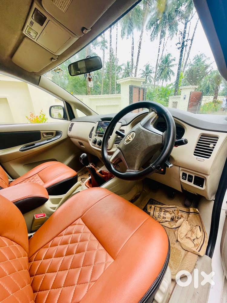 Toyota Innova Diesel 2014