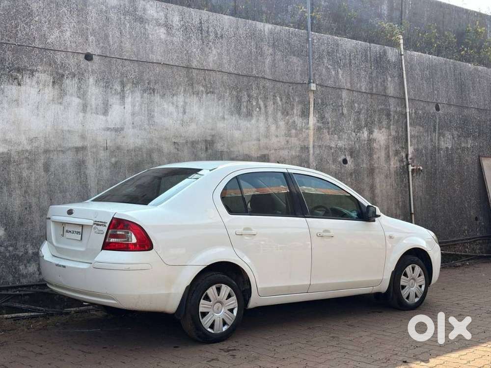 Ford Fiesta Classic 1.6 Sxi Duratec, 2015, Petrol