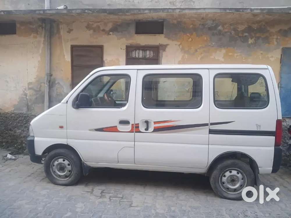 Maruti Suzuki Eeco 2021 Petrol 85000 Km Driven