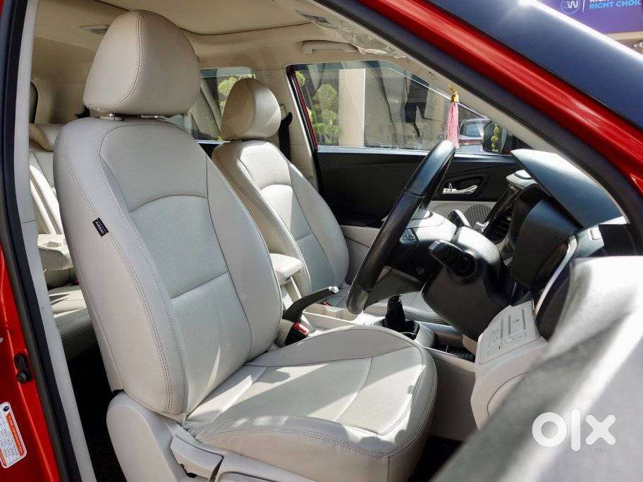 Mahindra Xuv300 W8 Option, 2020, Petrol