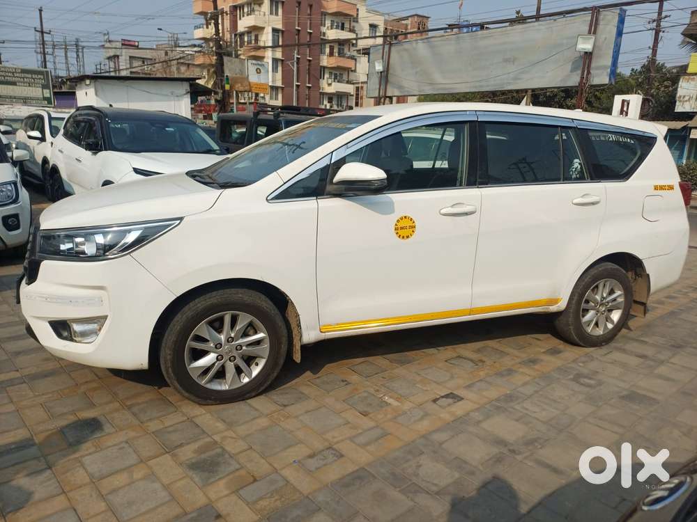 Toyota Innova Crysta 2.4 G Mt, 2023, Diesel