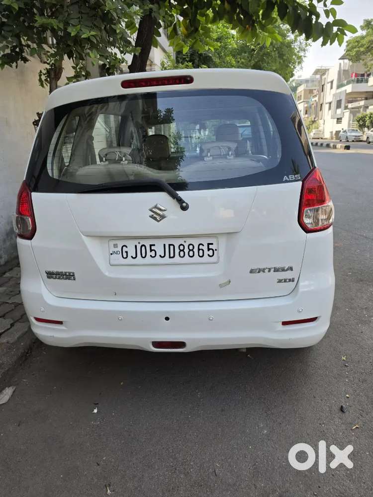 Maruti Suzuki Ertiga 2013 Cng