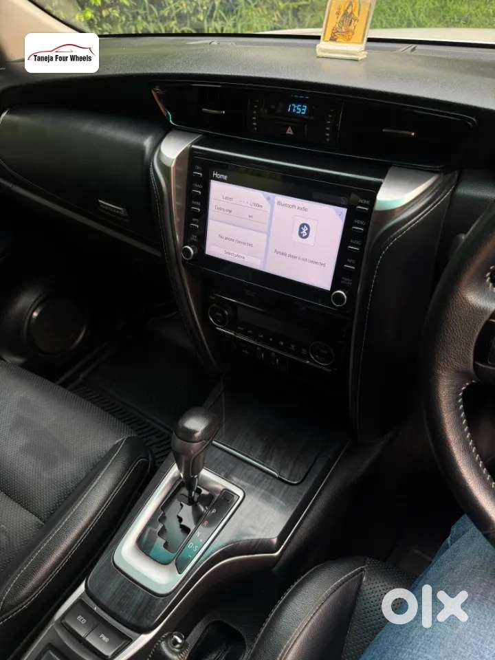 Toyota Fortuner 4x2 At 2.7 Petrol, 2024, Petrol