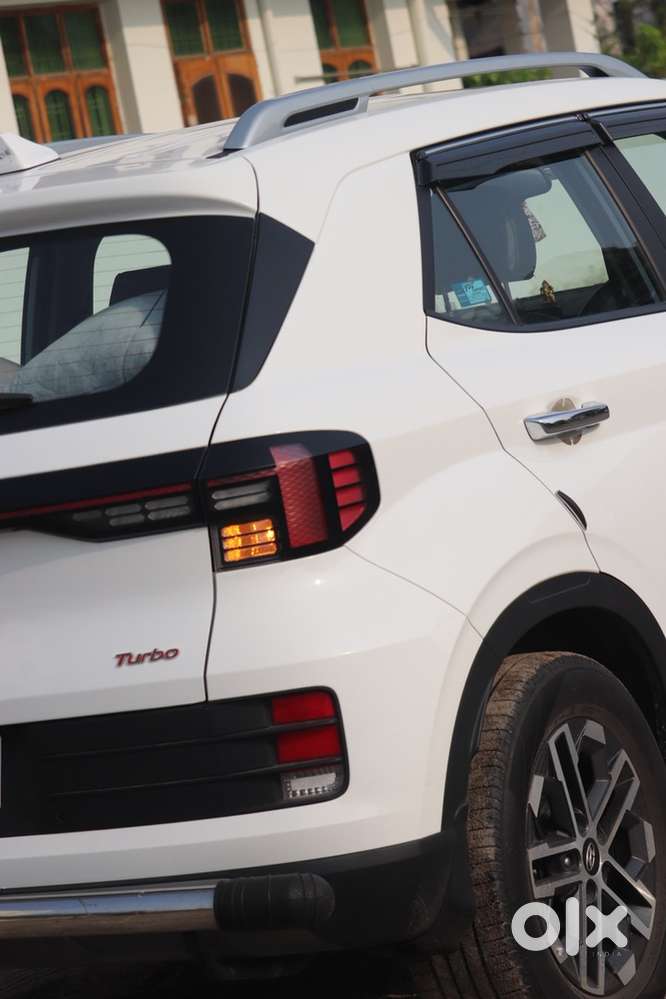 New Car With Premium Maintenance Luxury Vechile