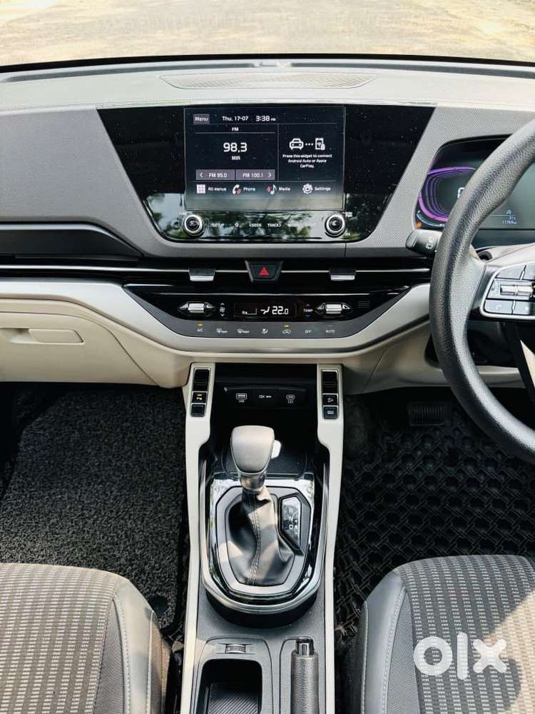 Kia Carens 1.4 Prestige Plus Turbo Dct 7 Str, 2024, Petrol