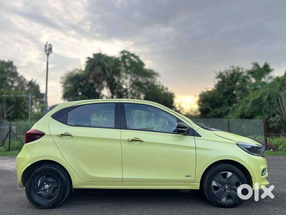 Tata Tiago Ev Xz Plus Tech Lux Lr, 2025, Electric