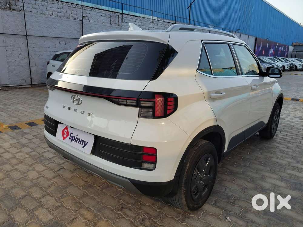 Hyundai Venue Sx, 2024, Petrol
