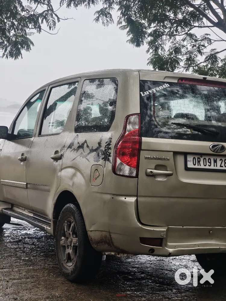 Mahindra Xylo 2010